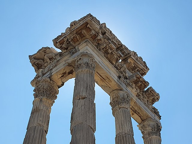 Birgi Tarihi Kasabasi